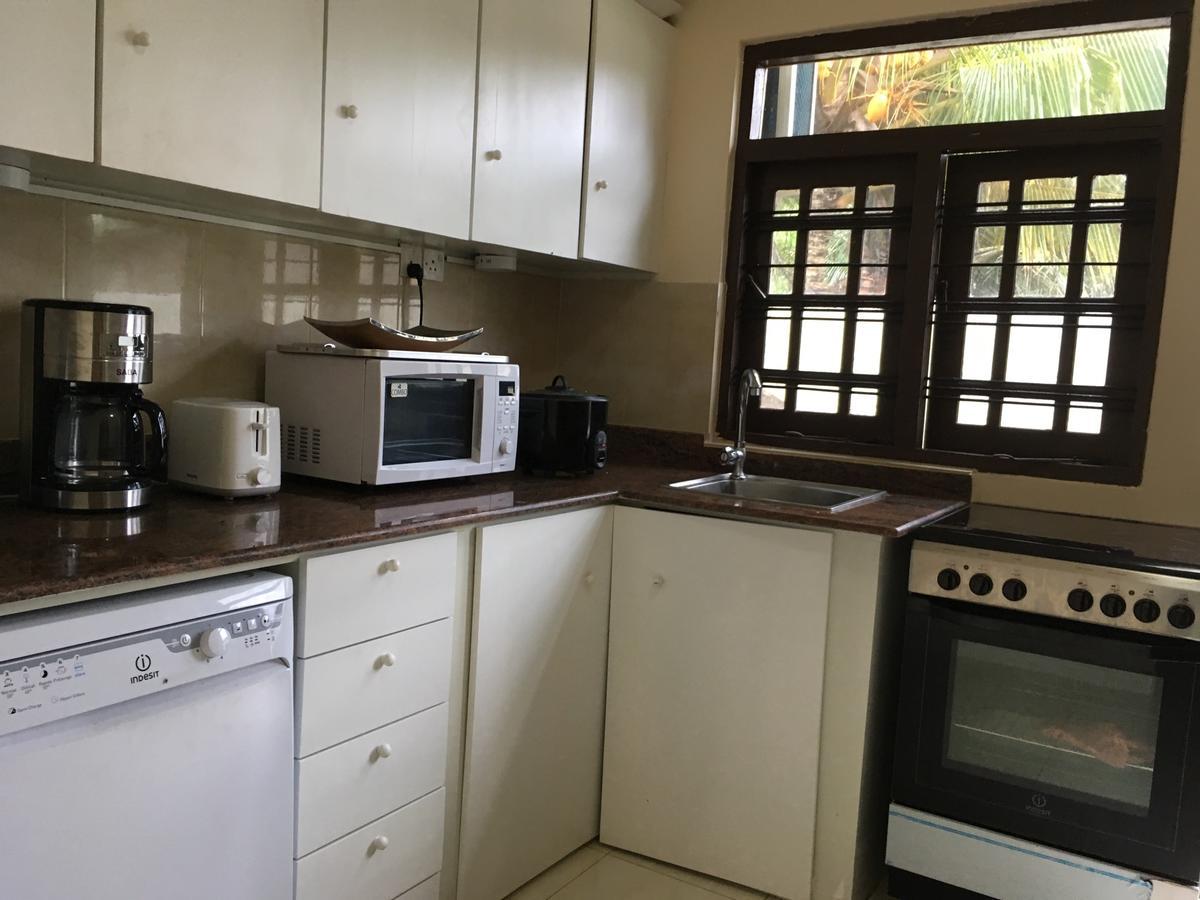 Nalendra Villa - Oceanfront Hikkaduwa Luaran gambar