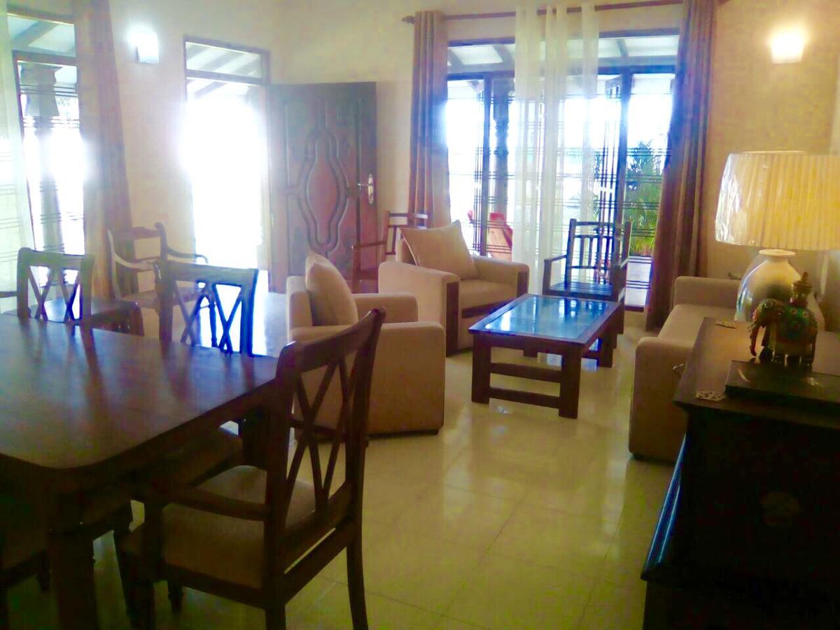 Nalendra Villa - Oceanfront Hikkaduwa Luaran gambar